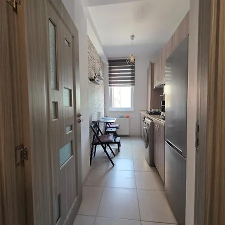 Apartment Lovely 1 Bedroom Flat With Free Parking Safirului Street Constanta